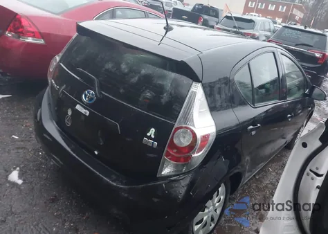 2012 Toyota Prius C One z USA, uszkodzony, nr VIN JTDKDTB32C1500570